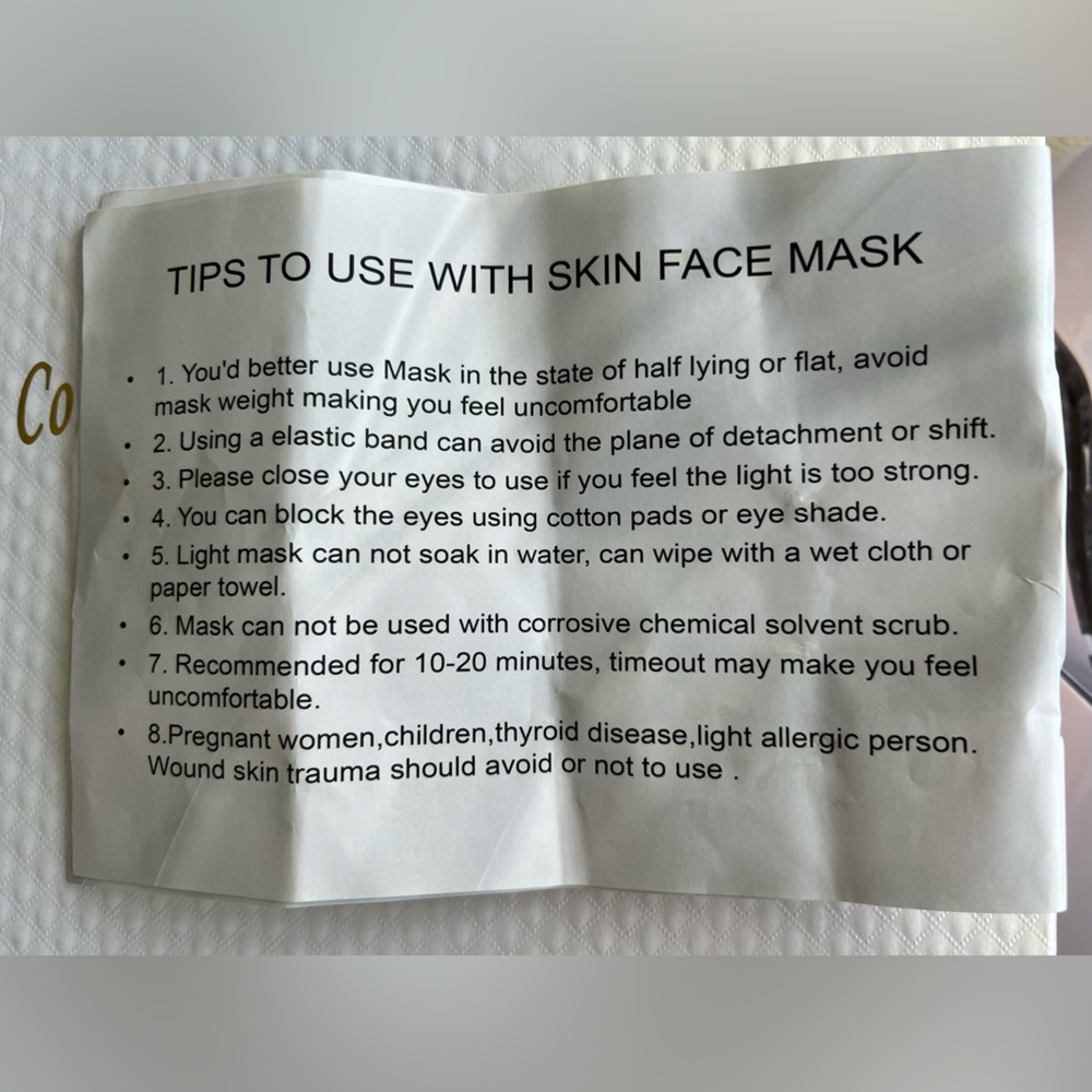 White LED Beauty Mask - Picture 7 of 12